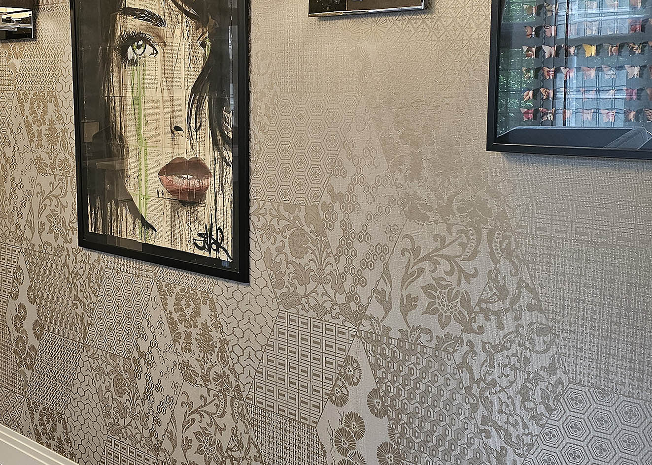 Arte wallpaper Revera Patch installed in Chelsea, London by Bluespec wallpaper specialists.