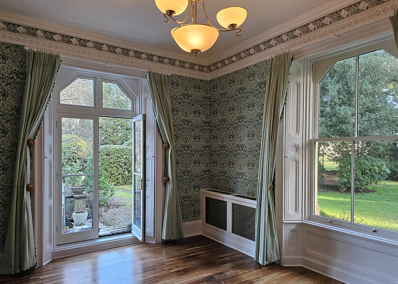 classic-wallpaper-installation Classic wallpaper installation by Bluespec Decorating Limited.