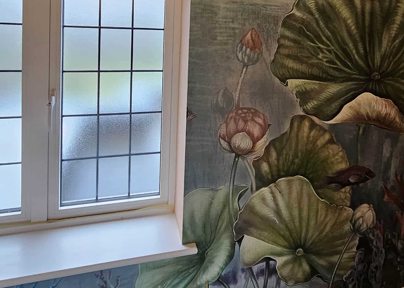 fiberglass-wallpaper-installation Fiberglass wallpaper installation in a bathroom.