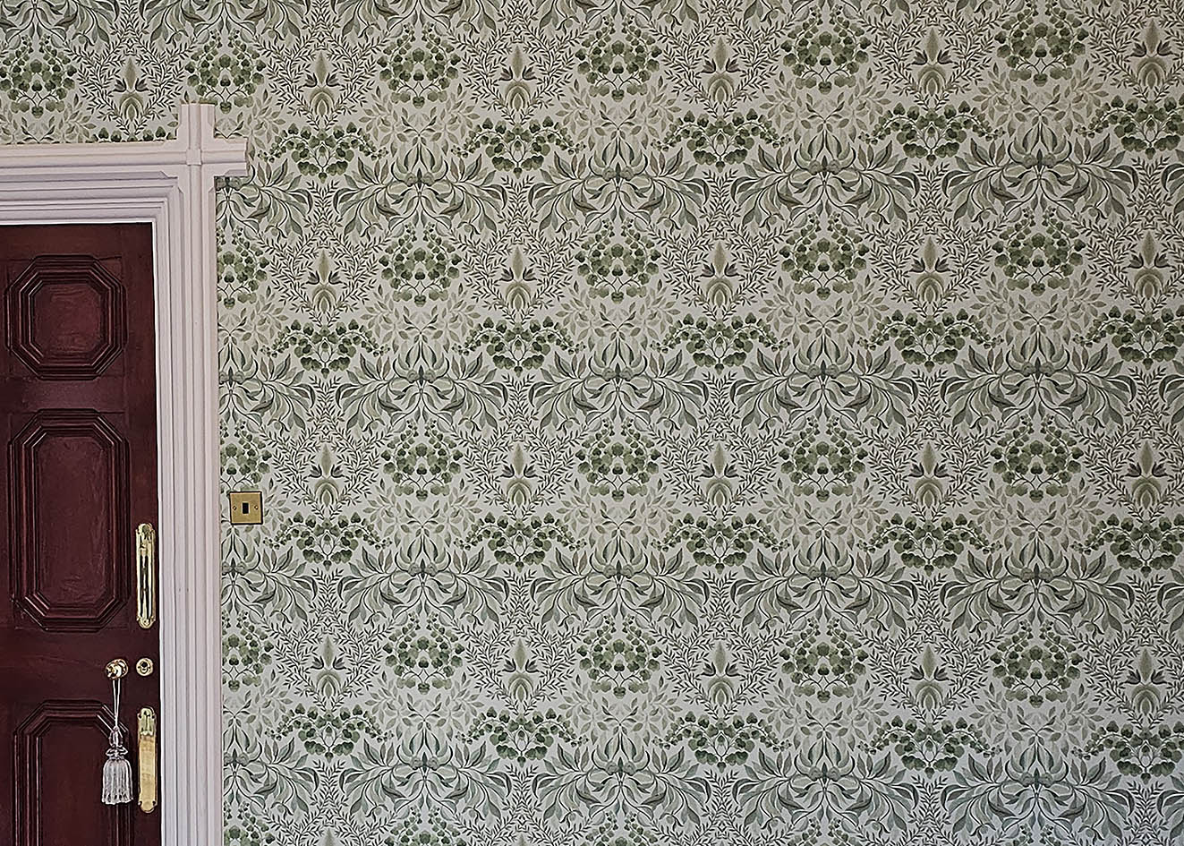 william-morris-wallpaper-hanging Wallpaper installed in Gerrard Cross, London area in heritage property.